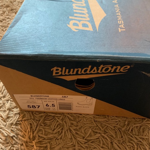 Blundstone boots - Picture 7 of 8